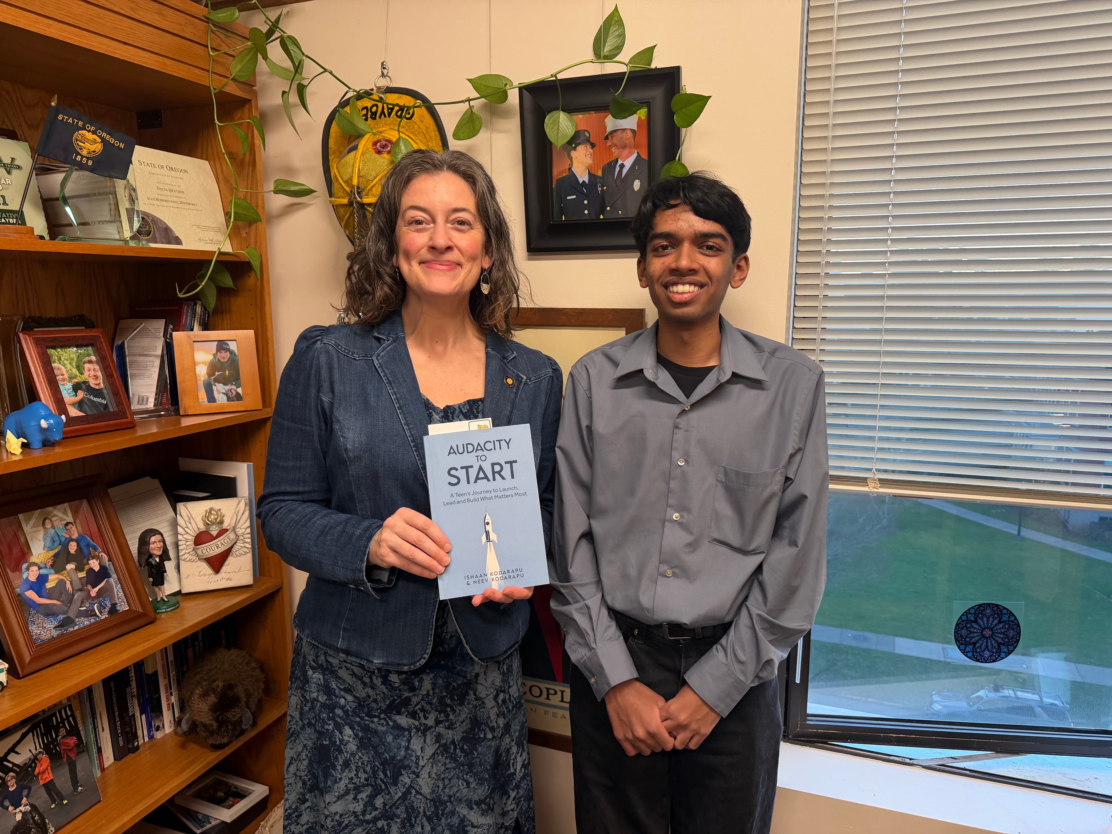 Visit with State Representative Dacia Grayber at Oregon Capitol